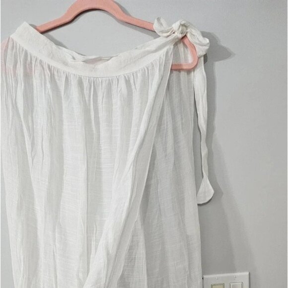 Cover up - Picture 2 of 3